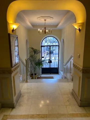 Trois Pieces Gallieni