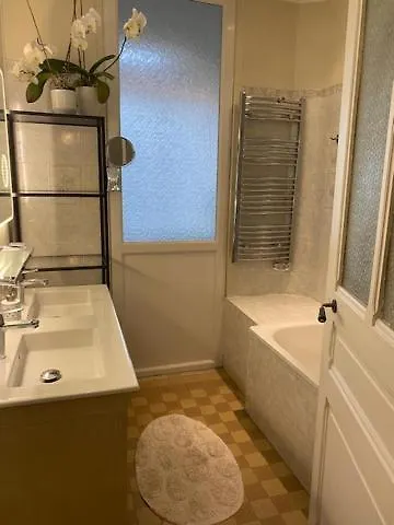 Trois Pieces Gallieni Cannes